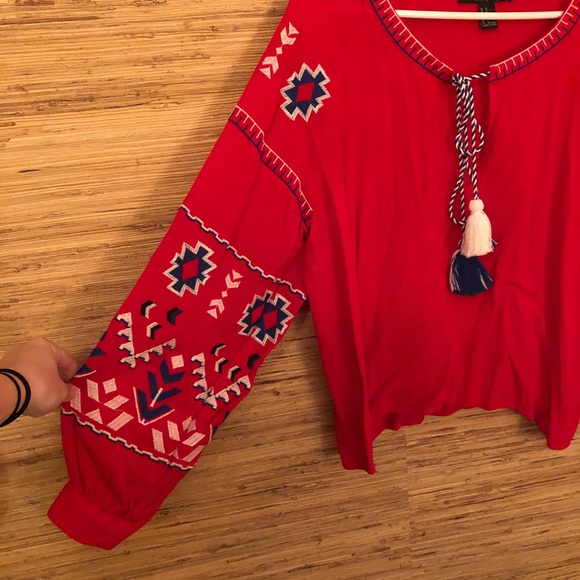 Red shirt - Picture 2 of 3